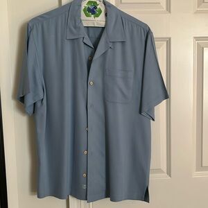 Tommy Bahama short sleeve dress shirt size medium
